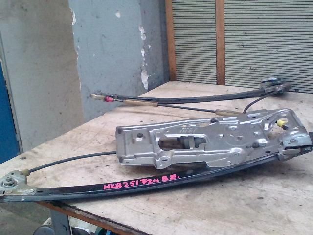 bontott BMW 5 E39 Bal első Ablakemelő Szerkezet (Elektromos)