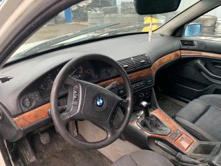 bontott BMW 5 E39 Bal első Ajtó Kárpit