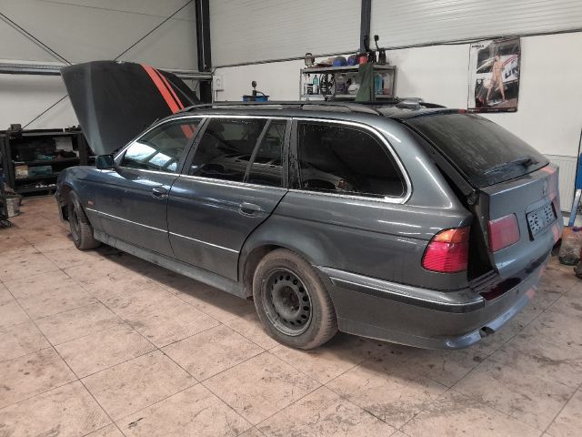 bontott BMW 5 E39 Bal első Ajtó (Üres lemez)