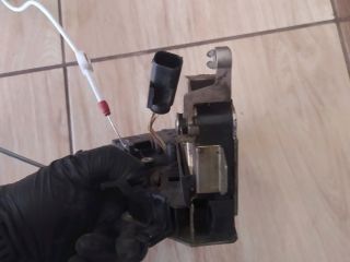 bontott BMW 5 E39 Bal első Ajtózár