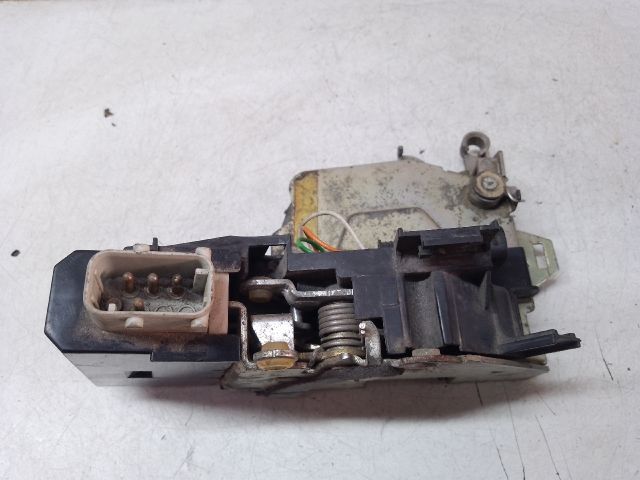 bontott BMW 5 E39 Bal első Ajtózár