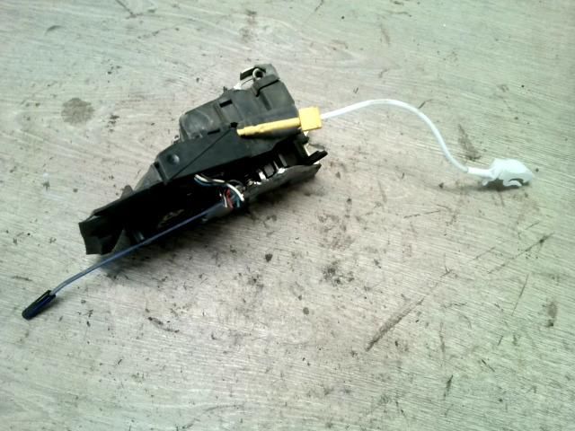 bontott BMW 5 E39 Bal első Ajtózár