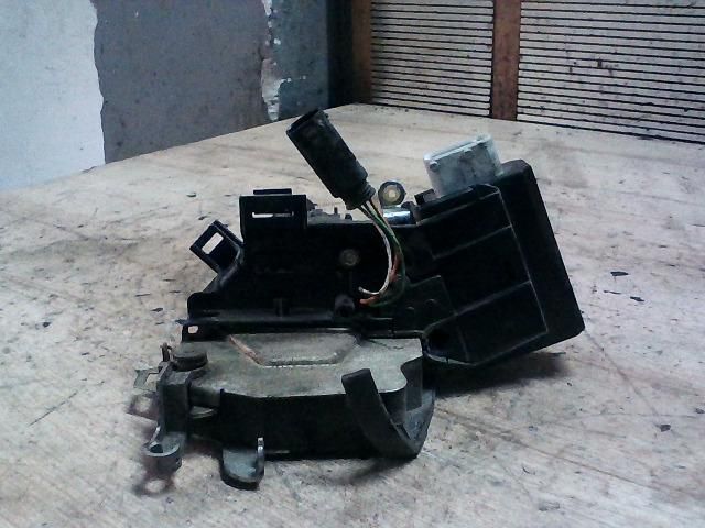 bontott BMW 5 E39 Bal első Ajtózár