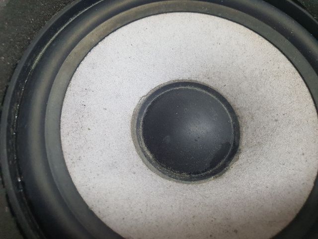 bontott BMW 5 E39 Bal első Hangszóró