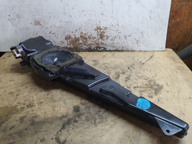 bontott BMW 5 E39 Bal első Hangszóró