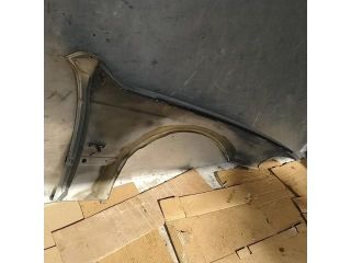 bontott BMW 5 E39 Bal első Sárvédő