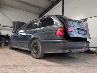 bontott BMW 5 E39 Bal Fényszóró Bajusz Díszléc
