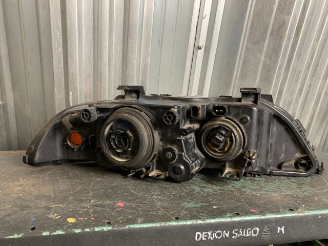 bontott BMW 5 E39 Bal Fényszóró