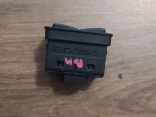 bontott BMW 5 E39 Bal hátsó Ablakemelő Kapcsoló