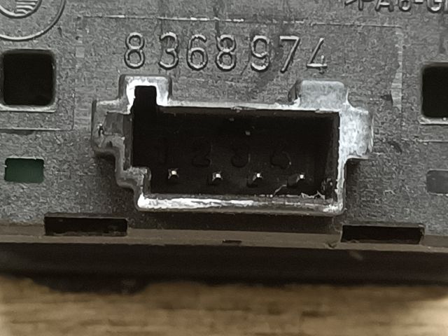bontott BMW 5 E39 Bal hátsó Ablakemelő Kapcsoló