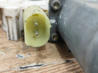 bontott BMW 5 E39 Bal hátsó Ablakemelő Motor