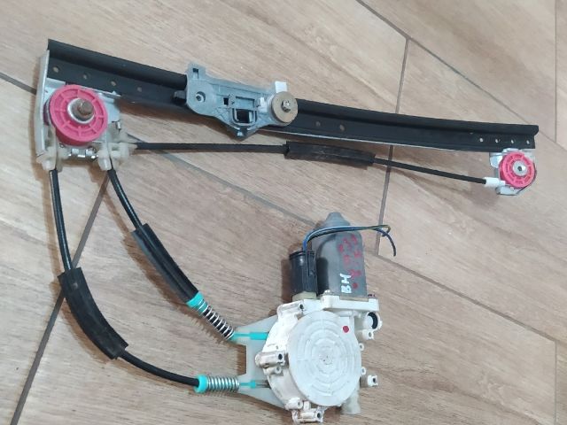 bontott BMW 5 E39 Bal hátsó Ablakemelő Szerkezet (Elektromos)