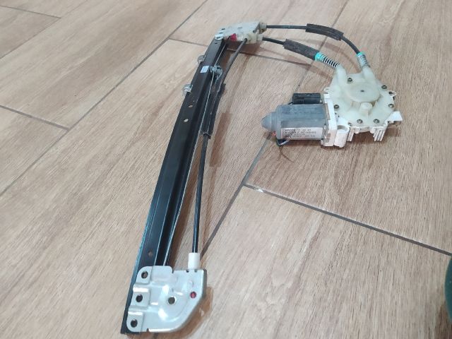 bontott BMW 5 E39 Bal hátsó Ablakemelő Szerkezet (Elektromos)