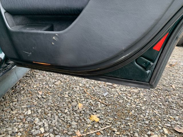 bontott BMW 5 E39 Bal hátsó Ajtó (Részeivel)