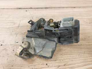 bontott BMW 5 E39 Bal hátsó Ajtózár