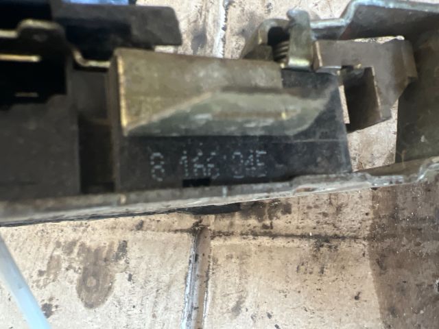 bontott BMW 5 E39 Bal hátsó Ajtózár