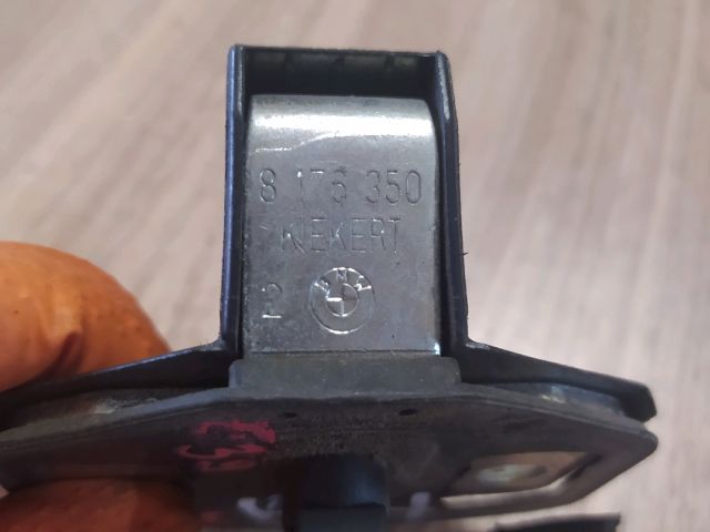 bontott BMW 5 E39 Bal hátsó Ajtózár