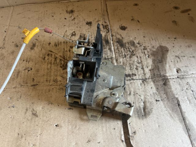 bontott BMW 5 E39 Bal hátsó Ajtózár