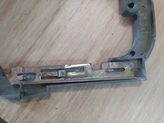 bontott BMW 5 E39 Bal hátsó Külső Kilincsfészek