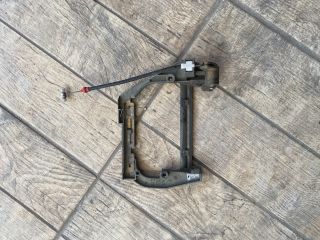 bontott BMW 5 E39 Bal hátsó Külső Kilincsfészek