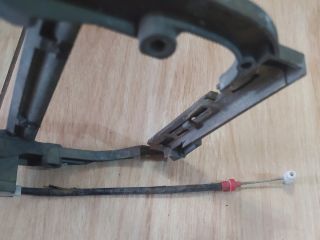 bontott BMW 5 E39 Bal hátsó Külső Kilincsfészek