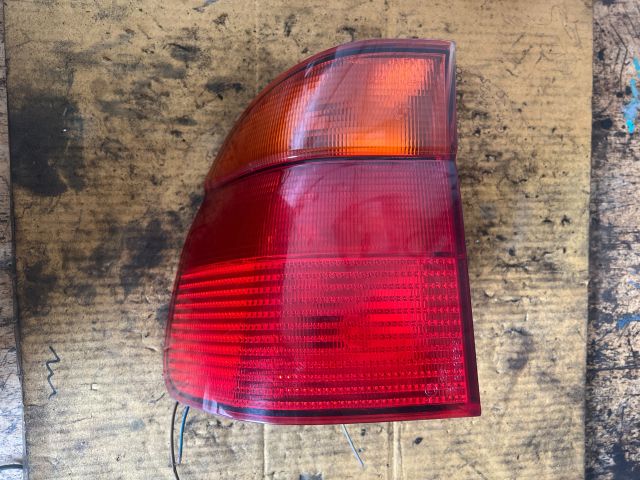 bontott BMW 5 E39 Bal Hátsó Lámpa