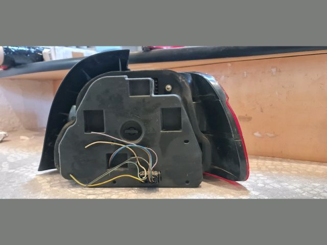 bontott BMW 5 E39 Bal Hátsó Lámpa