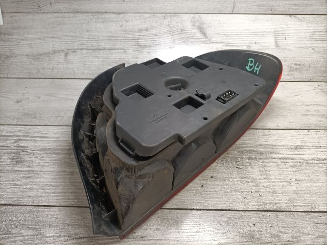 bontott BMW 5 E39 Bal Hátsó Lámpa