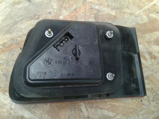 bontott BMW 5 E39 Bal Hátsó Lámpa