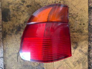bontott BMW 5 E39 Bal Hátsó Lámpa