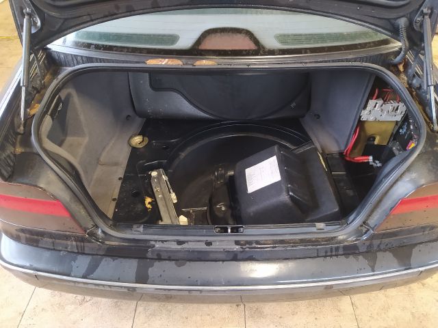 bontott BMW 5 E39 Bal hátsó Vízlehúzó Gumicsík