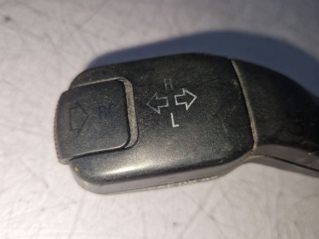 bontott BMW 5 E39 Bal Kormánykapcsoló Irányjelző