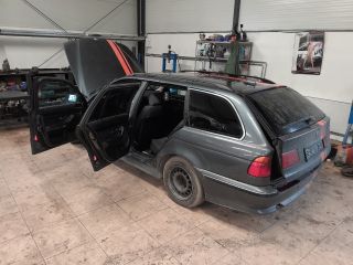 bontott BMW 5 E39 Bal Tetősín