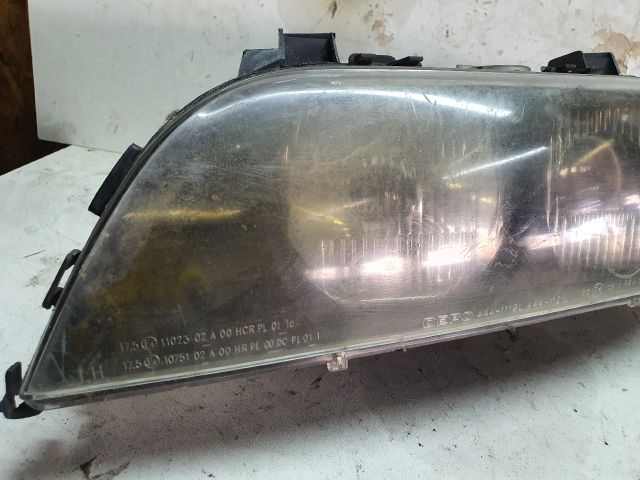 bontott BMW 5 E39 Bal Xenon Fényszóró