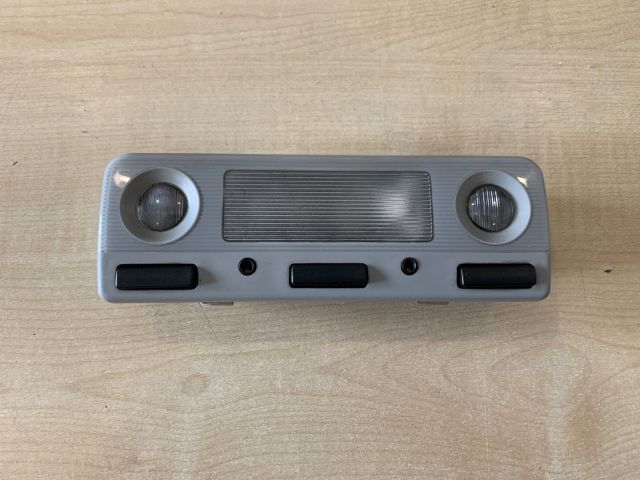 bontott BMW 5 E39 Beltér Világítás Első