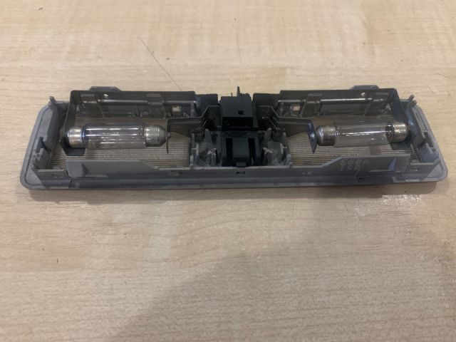 bontott BMW 5 E39 Beltér Világítás Hátsó