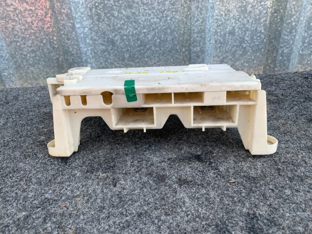 bontott BMW 5 E39 Biztosítéktábla Doboz