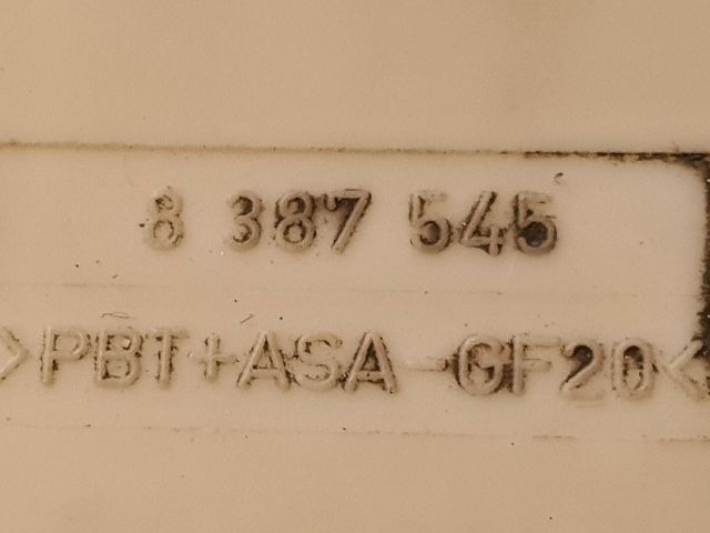 bontott BMW 5 E39 Biztosítéktábla Utastér