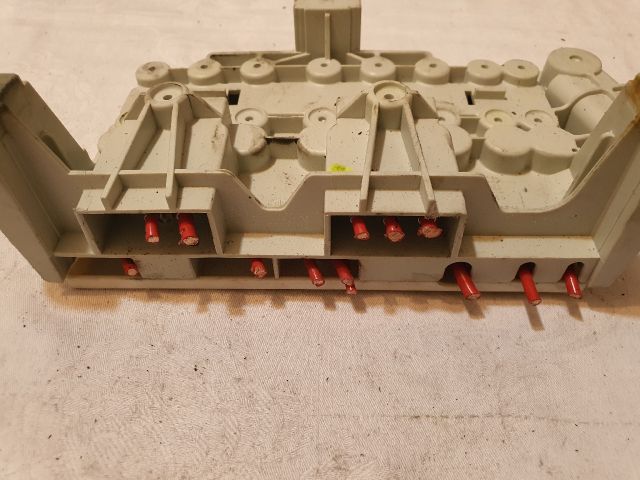 bontott BMW 5 E39 Biztosítéktábla Utastér