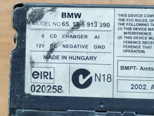 bontott BMW 5 E39 CD / DVD Tár