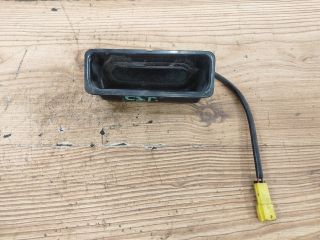 bontott BMW 5 E39 Csomagtér Nyitó Kar / Gomb