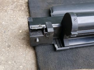 bontott BMW 5 E39 Csomagtér Roló