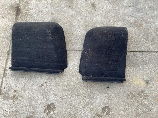 bontott BMW 5 E39 Csomagtérajtó Burkolat Felső