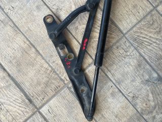 bontott BMW 5 E39 Csomagtérajtó Jobb Zsanér