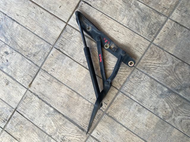 bontott BMW 5 E39 Csomagtérajtó Jobb Zsanér