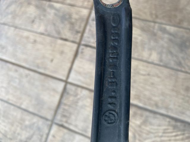 bontott BMW 5 E39 Csomagtérajtó Jobb Zsanér