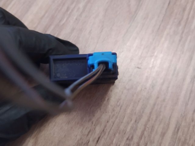 bontott BMW 5 E39 Csomagtérajtó Kapcsoló