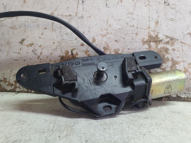 bontott BMW 5 E39 Csomagtérajtó Motor