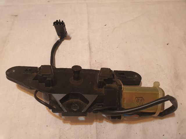 bontott BMW 5 E39 Csomagtérajtó Motor