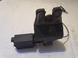 bontott BMW 5 E39 Csomagtérajtó Zárszerkezet